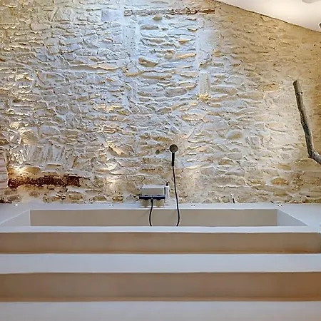 La Grange - D'exception Bed & Breakfast 4*